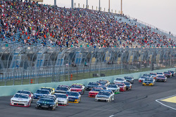 Kyle Larson and Kyle Busch lead the field