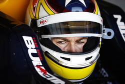 Gustavo Menezes, Carlin