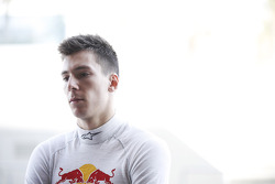 Alex Lynn, Carlin
