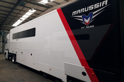 Marussia transporter up for auction