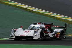 #2 Audi Sport Team Joest Audi R18 e-tron quattro: Marcel Fässler, Andre Lotterer, Benoit Tréluyer