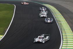 #20 Porsche Team Porsche 919 Hybrid: Mark Webber, Brendon Hartley, Timo Bernhard