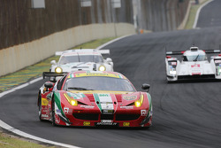 #51 AF Corse Ferrari 458 Italia: Gianmaria Bruni, Toni Vilander