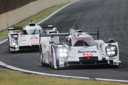 #20 Porsche Team Porsche 919 Hybrid: Mark Webber, Brendon Hartley, Timo Bernhard