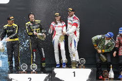 Podium: winners Robert Kubica and Alessandra Benedetti, second place Valentino Rossi and Carlo Cassina, third place Stefano D'Aste and Linda D'Aste