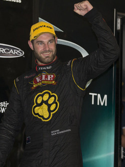 Race winner Shane van Gisbergen, Tekno Team VIP Holden