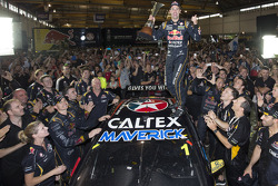 2014 champion Jamie Whincup, Red Bull Holden