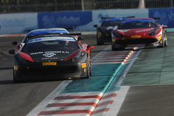 #27 Rossocorsa - Pellin Racing Ferrari 458: Alessandro Vezzoni