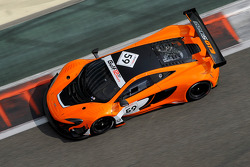 #59 McLaren 650S GT3: Alvaro Parente, Kevin Estre, Rob Bell