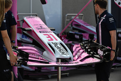 Le nez et l'aileron avant de la Force India VJM11