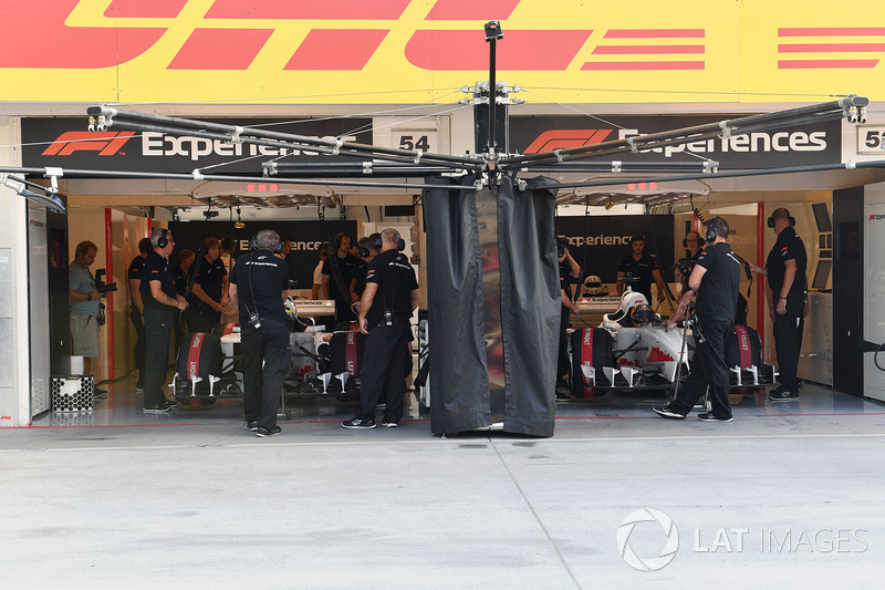 Garasi F1 Experiences