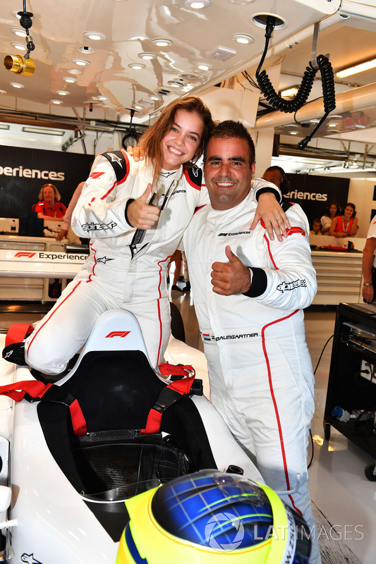 Zsolt Baumgartner, F1 Experiences coche de 2 plazas Barbara Palvin