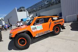 #308 Hummer: Robby Gordon, Johnny Campbell