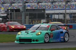 #17 Team Falken Tire Porsche 911 GT3 RSR: Wolf Henzler, Bryan Sellers, Patrick Long