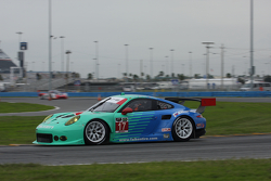 #17 Team Falken Tire Porsche 911 GT3 RSR: Wolf Henzler, Bryan Sellers, Patrick Long