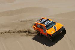 #308 Hummer: Robby Gordon, Johnny Campbell