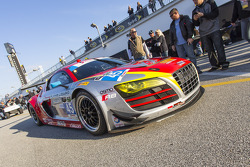 #45 Flying Lizard Motorsports Audi R8 LMS: Markus Winkelhock, Robert Thorne, Satoshi Hoshino, Tomonobu Fujii