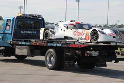 #0 DeltaWing Racing Cars DWC13: Katherine Legge, Memo Rojas, Gabby Chaves after crash