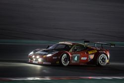 #4 Scuderia Praha 法拉利458 Italia GT3: Jiri Pisarik, Jaromir Jirik, Matteo Malucelli, Peter Kox