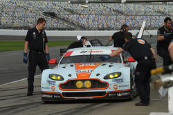 #98 Aston Martin Racing Vantage: Pedro Lamy, Darren Turner, Mathias Lauda, Paul Dalla Lana