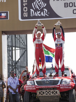 Car category podium: second place Giniel de Villiers, Dirk von Zitzewitz