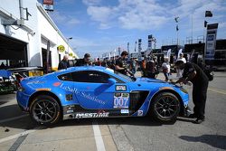 #007 TRG-AMR Aston Martin V12 Vantage: Brandon Davis, Christoffer Nygaard, Christina Nielsen, James 