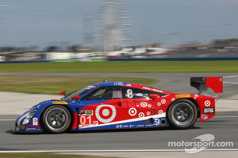 #01 Chip Ganassi Ford/Riley: Scott Pruett, Joey Hand, Charlie Kimball, Sage Karam