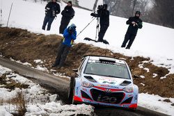 Thierry Neuville and Nicolas Gilsoul, Hyundai i20 WRC, Hyundai Motorsport