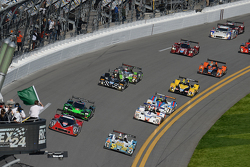 PC start: #16 BAR1 Motorsports Oreca FLM09: Johnny Mowlem, Tom Papadopoulos, Tomy Drissi, Brian Alder, Martin Plowman