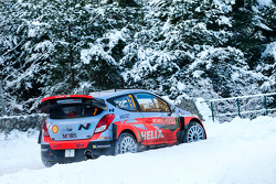 Thierry Neuville and Nicolas Gilsoul, Hyundai i20 WRC, Hyundai Motorsport