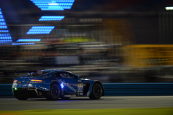 #007 TRG-AMR Aston Martin V12 Vantage: Brandon Davis, Christoffer Nygaard, Christina Nielsen, James Davison