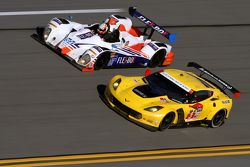 #54 CORE autosport Oreca FLM09: Jon Bennett, Colin Braun, Mark Wilkins, James Gue, #3 Corvette Racing Chevrolet Corvette C7.R: Jan Magnussen, Antonio Garcia, Ryan Briscoe