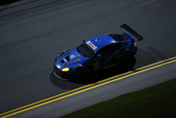 #007 TRG-AMR Aston Martin V12 Vantage: Brandon Davis, Christoffer Nygaard, Christina Nielsen, James Davison