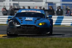 #007，TRG-AMR阿斯顿·马丁V12 Vantage: Brandon Davis, Christoffer Nygaard, Christina Nielsen, James Davison