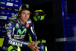 Валентино Росси. Презентация yamaha yzr-m1, студийная фотосессия.