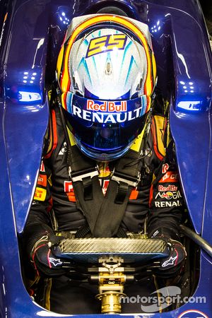 Carlos Sainz jr., Scuderia Toro Rosso