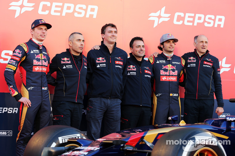 The Scuderia Toro Rosso STR10 is unveiled, Max Verstappen, Scuderia Toro Rosso; Paolo Marabini, Scuderia Toro Rosso Chief Designer; James Key, Scuderia Toro Rosso Technical Director; Matteo Piraccini, Scuderia Toro Rosso Chief Designer; Franz Tost, Scuder