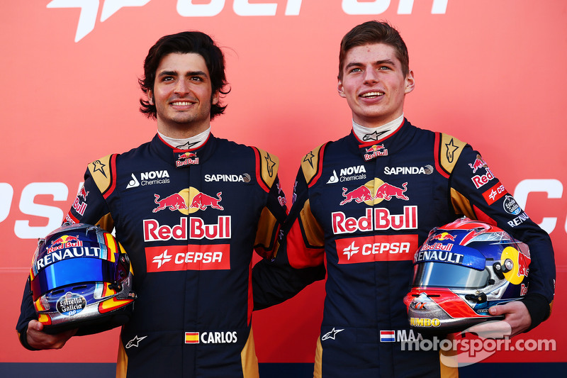 Com as saídas de Kvyat e Vergne, Max Verstappen e Carlos Sainz assumiram as vagas da Toro Rosso. Eles foram companheiros durante um ano e meio.