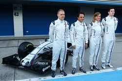 Williams FW37 é revelado: Valtteri Bottas, Williams; Felipe Massa, Williams; Susie Wolff, Williams piloto de desenvolvimento; Alex Lynn, Williams piloto de desenvolvimento