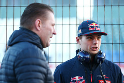 Max Verstappen, Scuderia Toro Rosso, com seu pai, Jos Verstappen