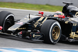 Pastor Maldonado, Lotus F1 E23