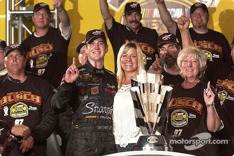 2004 NASCAR NEXTEL Cup champion Kurt Busch celebrates with his team