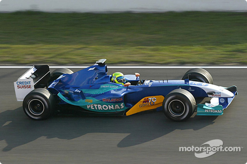 2004: Sauber-Petronas C23