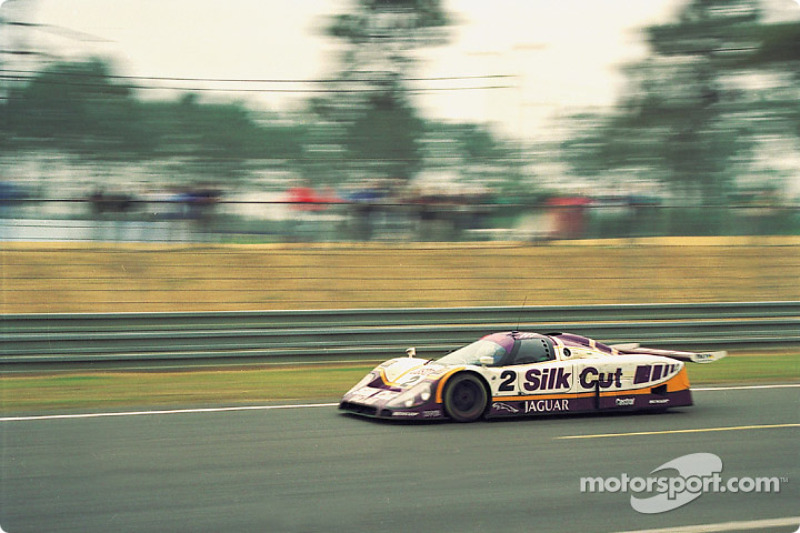 #2 Silk Cut Jaguar Jaguar XJR-9: Jan Lammers, Johnny Dumfries, Andy Wallace