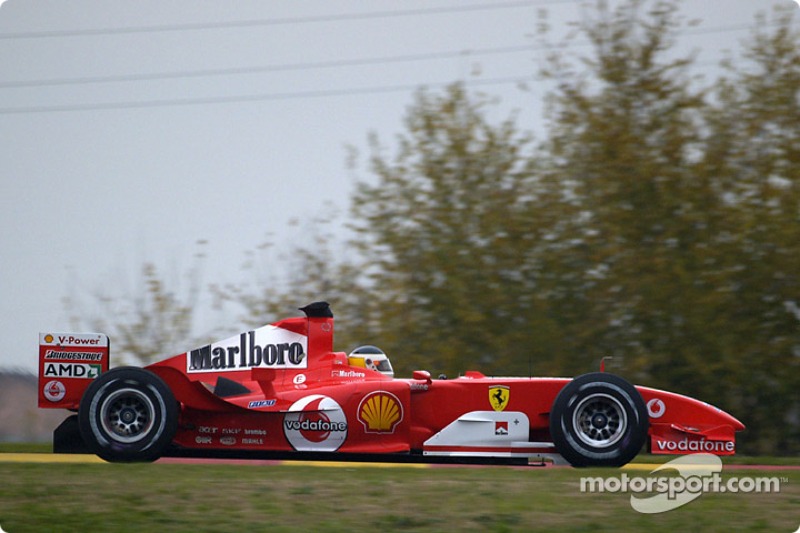 Carlos Reutemann test ediyorFerrari F2004