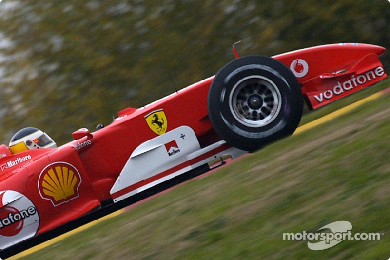 Carlos Reutemann teste la Ferrari F2004