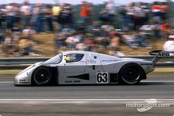 #63 Team Sauber Mercedes Sauber-Mercedes C9: Jochen Mass, Manuel Reuter, Stanley Dickens