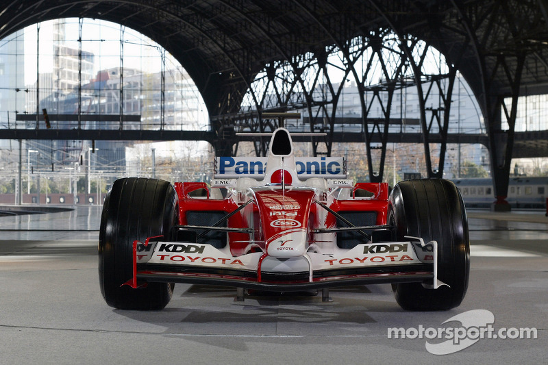 yeni Toyota TF105