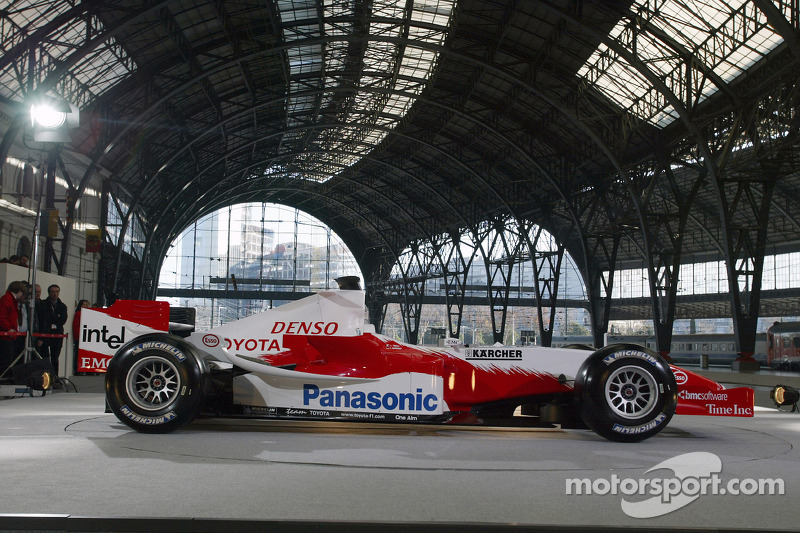 yeni Toyota TF105