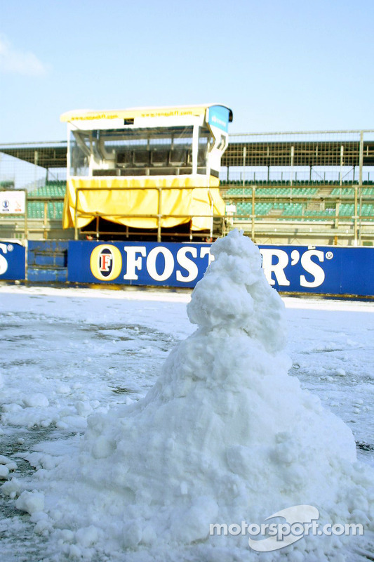 Renault snowman